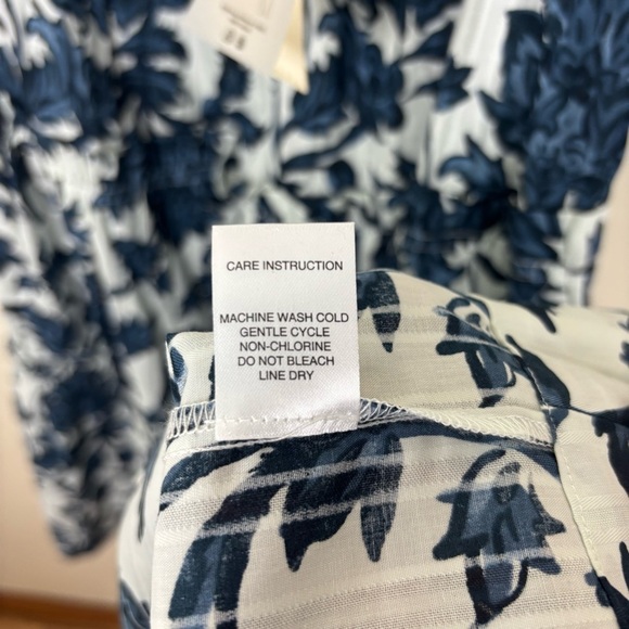 Super Natural By Secret Mission Ellie Blue Floral Tiered Skirt Size Large New - Picture 9 of 9